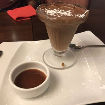 Le Mirabeau - Chocolate mousse w/ caramel sauce - French Near Me - Paris, 75