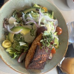 Salmon salad