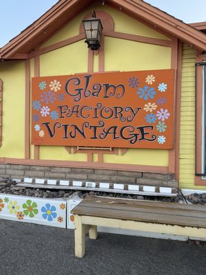 Glam Factory Vintage by null
