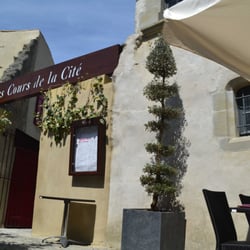 Les Cours de la Cite