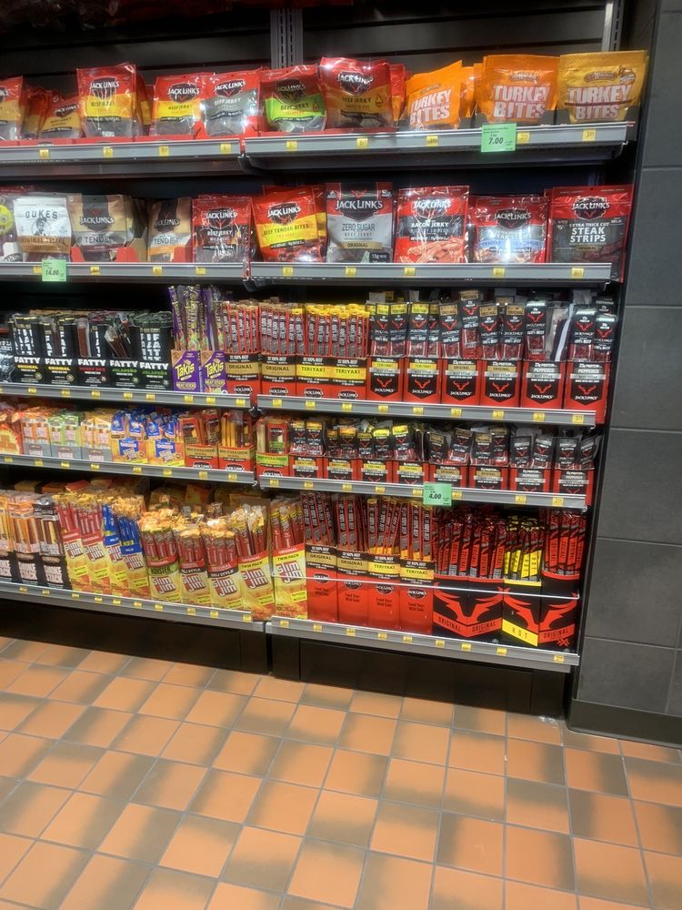 QUIKTRIP Updated July 2024 14 Photos 7015 Midnight Pass