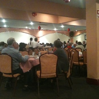 Great Wall Cuisine - Large dining area - this is just half - Dim Sum Near Me - Phoenix, Arizona Great Wall Cuisine - Large dining area - this is just half - Dim Sum Near Me - Phoenix, Arizona