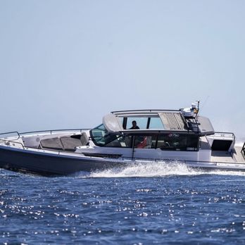 Boat NPT - Newport to Block Island, only 30 minutes on this beauty! - Boating Near Me Boat NPT - Newport to Block Island, only 30 minutes on this beauty! - Boating Near Me