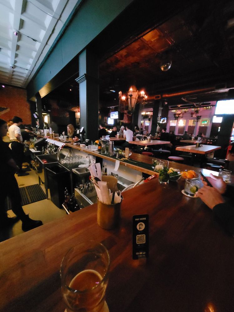 THE LAMPLIGHTER PUBLIC HOUSE Updated August 2024 218 Photos & 270