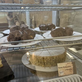 Sapori Caffe - Italian pastries - Coffee & Tea Near Me - Jacksonville, Florida
