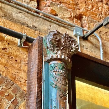 Zazu - Gorgeous Columns - Gastropubs Near Me - Opelika, Alabama