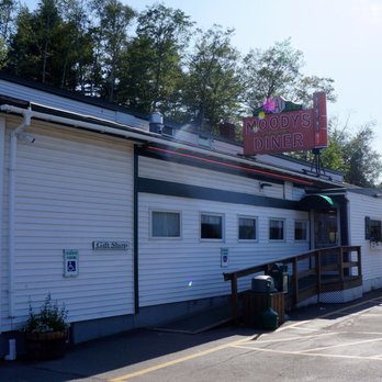 Moody's Diner - Diners Near Me - Waldoboro, Maine Moody's Diner - Diners Near Me - Waldoboro, Maine