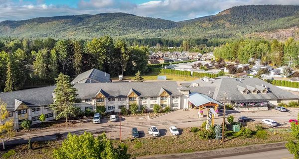 Prestige Hudson Bay Lodge & Conference Centre, member of WorldHotels Crafted by null