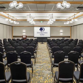 DoubleTree by Hilton Hotel Denver - Meeting Room - Hotels Near Me - Denver, Colorado DoubleTree by Hilton Hotel Denver - Meeting Room - Hotels Near Me - Denver, Colorado