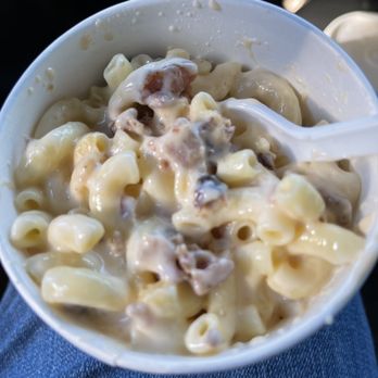Gee Cee's Truckstop - Bacon Mac and Cheese is really good! - Rest Stops Near Me - Toledo, Washington Gee Cee's Truckstop - Bacon Mac and Cheese is really good! - Rest Stops Near Me - Toledo, Washington