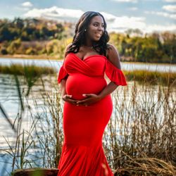 Twelfth Night Photography - Maternity sessions on-location start at $275  call for details