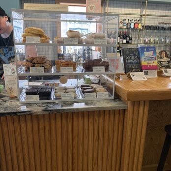 Birdie Books - Bookstores Near Me - Westerville, Ohio