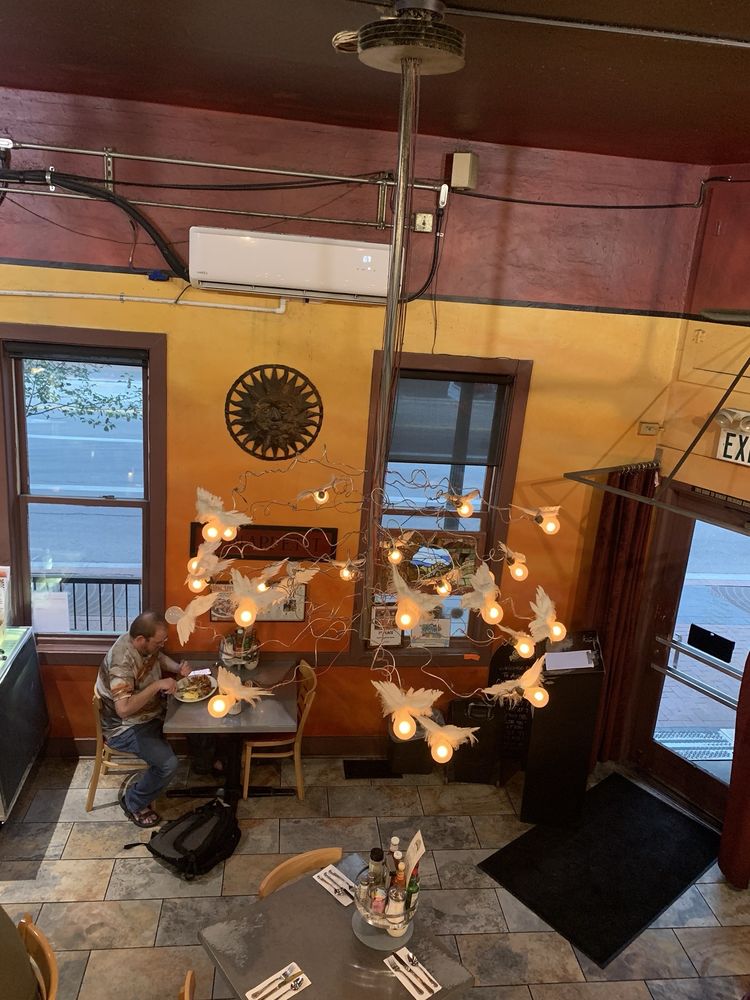 Goldy's Breakfast Bistro