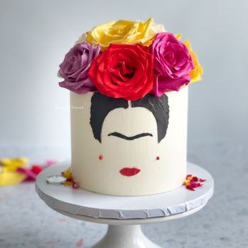 Keep It Sweet - a cake decorated with flowers - Desserts Near Me Keep It Sweet - a cake decorated with flowers - Desserts Near Me