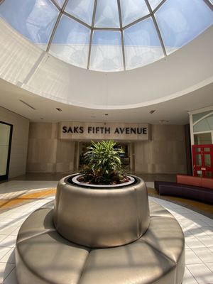 Saks Fifth Avenue by null
