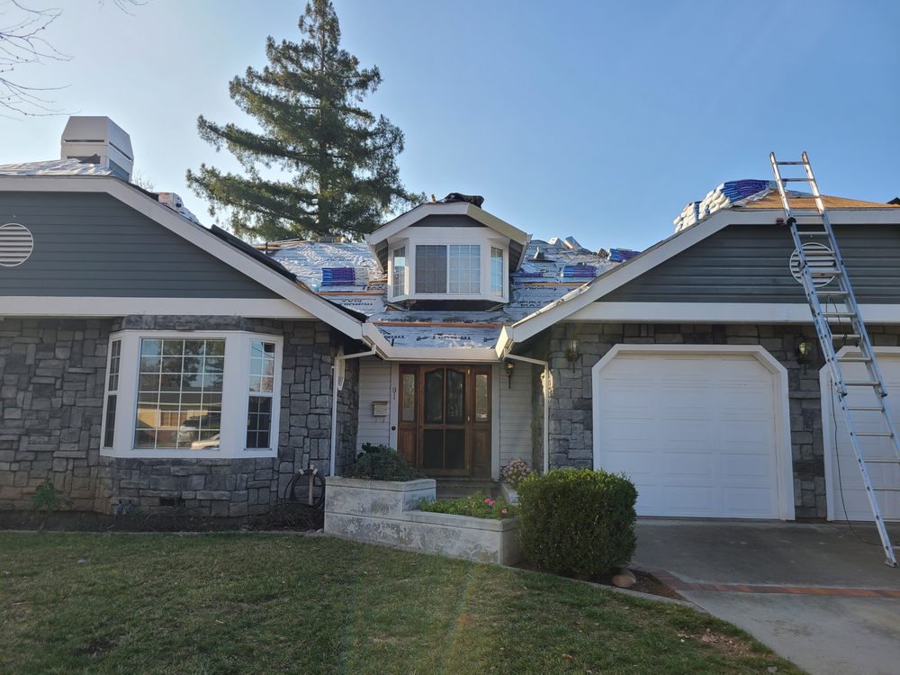 Slide of South Valley Roofing