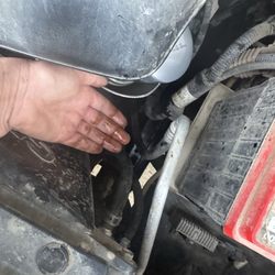 Jiffy Lube - Oil coverage on belts