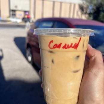 Madcrema - Iced caramel macchiato 4 shots - Coffee & Tea Near Me - Albuquerque, New Mexico