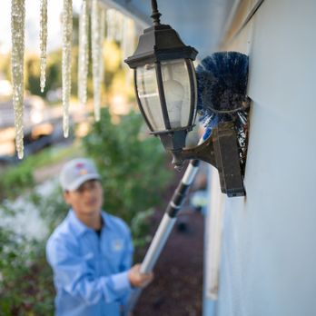 Suncoast Pest Management - Say goodbye to the webs around the house - Pest Control Near Me - La Mesa, California