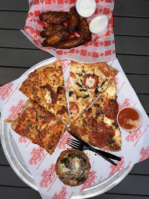 Sgt. Pepperoni's Pizza Store by null