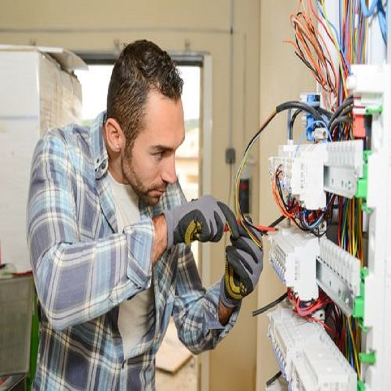 Slide of Local Trusted Electricians
