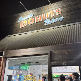 Seaside Donuts Bakery - Bakeries Near Me - Newport Beach, California