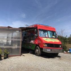 Los Corias Taco Truck