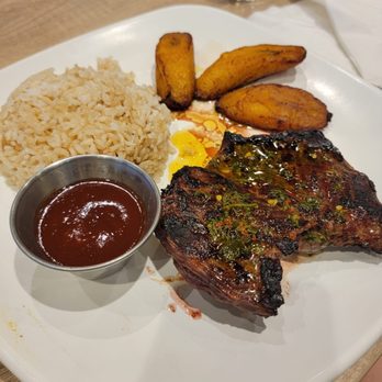 Cubanidad - Skirt steak with brown rice and sweet plantains - Cuban Near Me - Henderson, Nevada