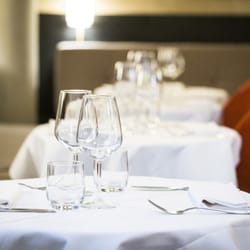Odeon Bistro - Inside room