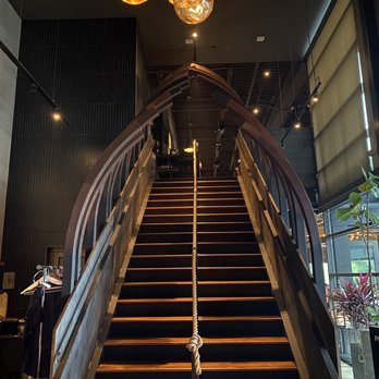 Arnette's Chop Shop - Interior of the restaurant - Steakhouses Near Me - Brookhaven, Georgia