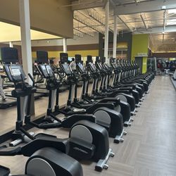 Plenty of cardio equipment