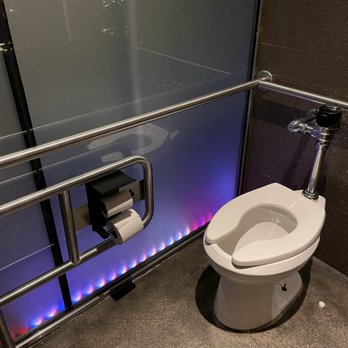Mi Cocina - Bathroom is clean! - Tex-Mex Near Me - Dallas, Texas Mi Cocina - Bathroom is clean! - Tex-Mex Near Me - Dallas, Texas