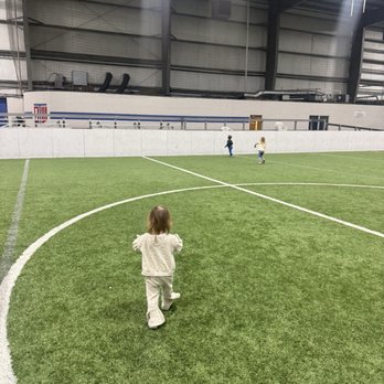 Fit4mom - Playing after class at off the wall sports - Trainers Near Me - Carmel, Indiana