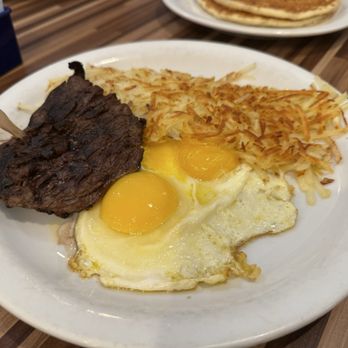 NORMS Restaurant - Diners Near Me - Rialto, California NORMS Restaurant - Diners Near Me - Rialto, California