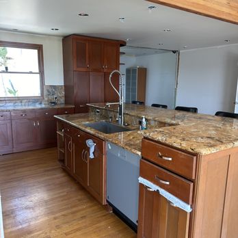 Claire Grix Interior Designer - Kitchen - before - Interior Design Near Me Claire Grix Interior Designer - Kitchen - before - Interior Design Near Me