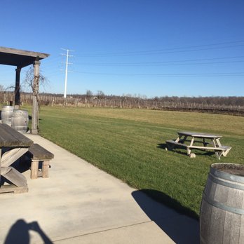 LedgeStone Vineyards - Beautiful! - Wineries Near Me - Greenleaf, Wisconsin LedgeStone Vineyards - Beautiful! - Wineries Near Me - Greenleaf, Wisconsin