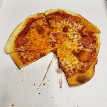 Oliver’s - Shoreview - Kid's cheese pizza - Bars Near Me - Shoreview, Minnesota