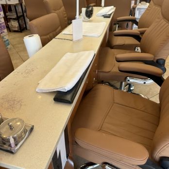 Royal Nails - Love the mani stations here - Nail Salons Near Me - Kapolei, Hawaii Royal Nails - Love the mani stations here - Nail Salons Near Me - Kapolei, Hawaii