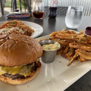 Farmer & Frenchman - See that little dip beside the fries? I'm still dreaming about it!!! - Wineries Near Me - Robards, Kentucky