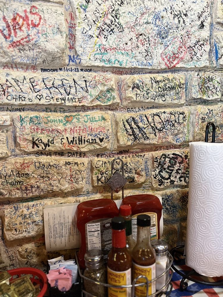 Humphrey Pete's