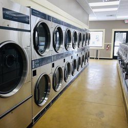 Clyde Express Laundry - Machines