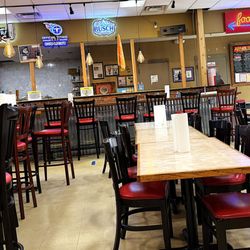 Arnold's Country Kitchen - Dining room view