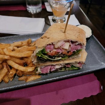 Snappers Bar & Grill - Italian grinder - New American Near Me - Mechanicsburg, Pennsylvania