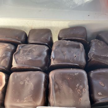 Watson's Chocolates - Chocolatiers & Shops Near Me - Niagara Falls, New York