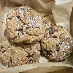 Belgian Chocolate Salted Caramel Cookies