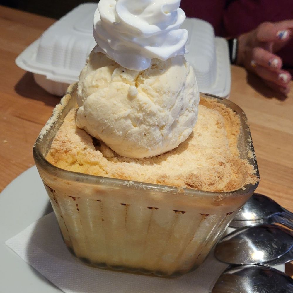 Hill Street Cafe - Bday treat (peach, crumble cake?) - Breakfast & Brunch Near Me - La Canada Flintridge, California Hill Street Cafe - Bday treat (peach, crumble cake?) - Breakfast & Brunch Near Me - La Canada Flintridge, California