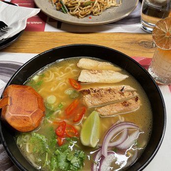 wagamama - Faneuil Hall - 25. chili chicken ramen and 40. chicken yaki soba - Asian Fusion Near Me - Boston, Massachusetts wagamama - Faneuil Hall - 25. chili chicken ramen and 40. chicken yaki soba - Asian Fusion Near Me - Boston, Massachusetts