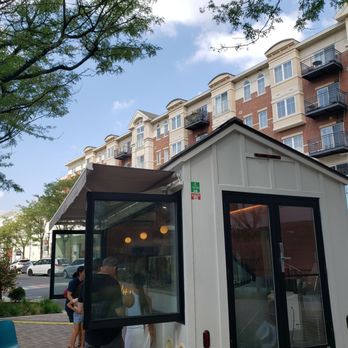 FANTASTICKS - Storefront popup - Restaurants Near Me - Arlington, Virginia
