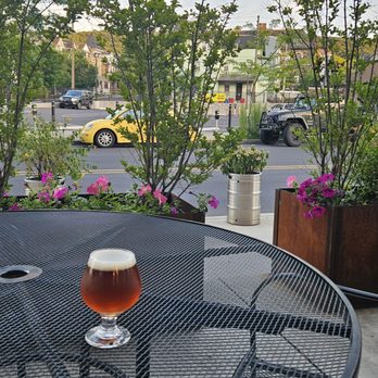 Seven Sirens Brewing Company - Hop Lord - Brewpubs Near Me - Bethlehem, Pennsylvania Seven Sirens Brewing Company - Hop Lord - Brewpubs Near Me - Bethlehem, Pennsylvania