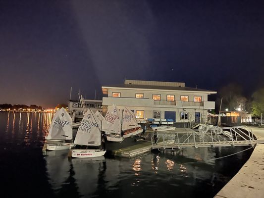 Belmont Harbor by null